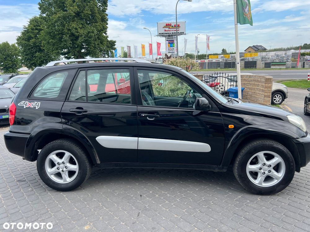 Toyota RAV4 2.0 VVT-i 4x4 - 5