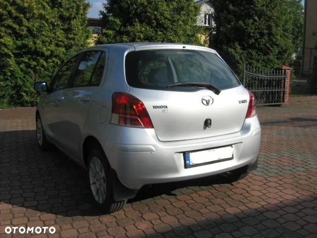 Toyota Yaris 1.33 Luna - 6