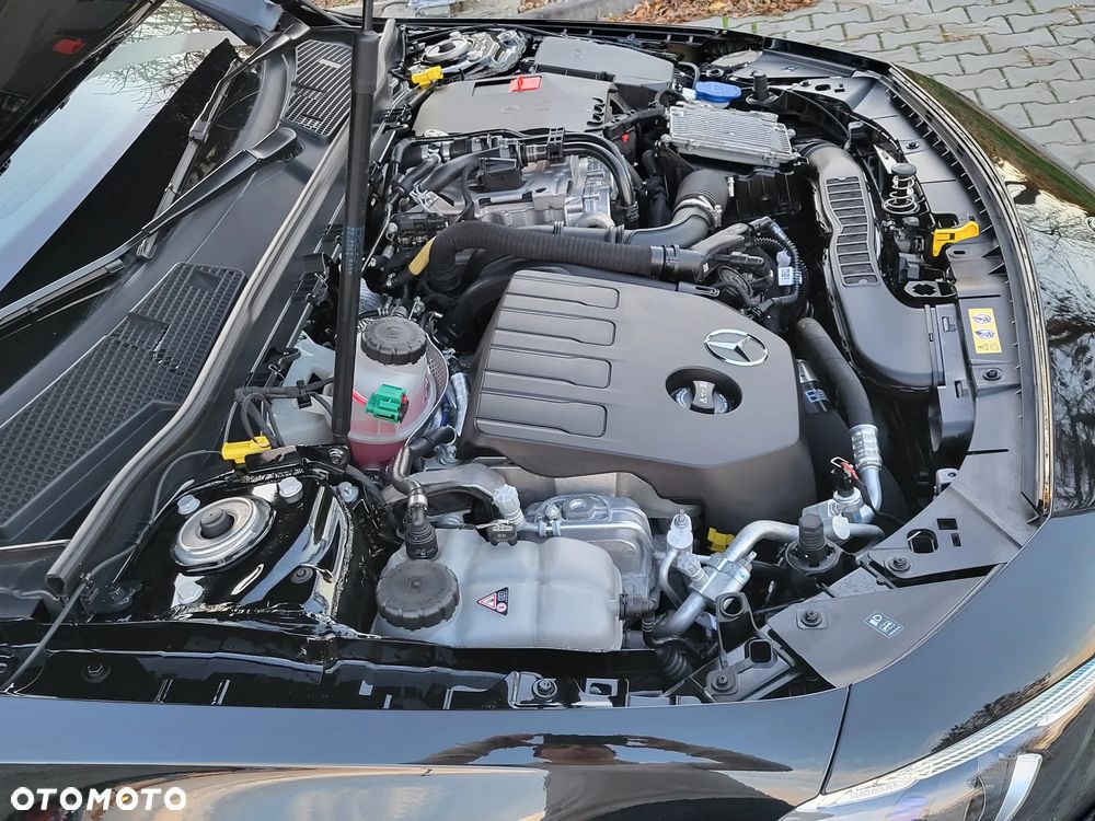 Mercedes-Benz Klasa A 250 e PHEV AMG Line 8G-DCT - 39