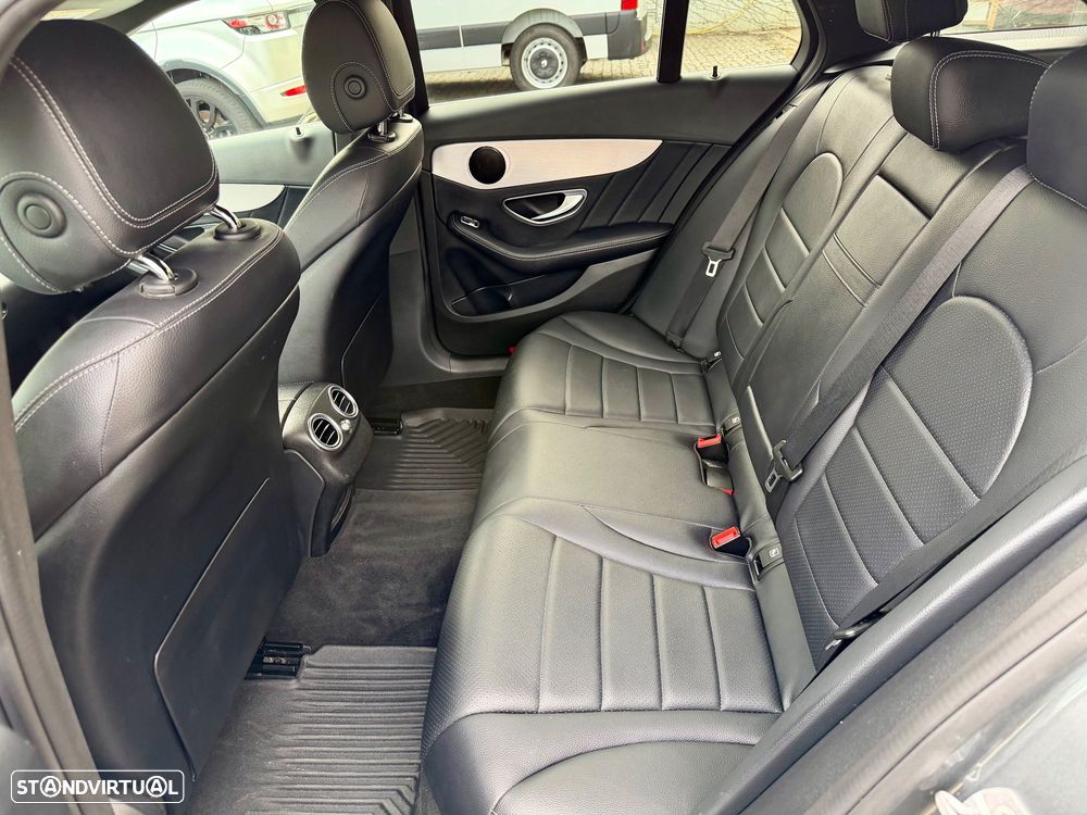 Mercedes-Benz C 220 - 17