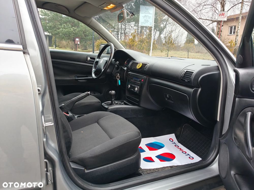 Volkswagen Passat 2.0 Exclusive - 31