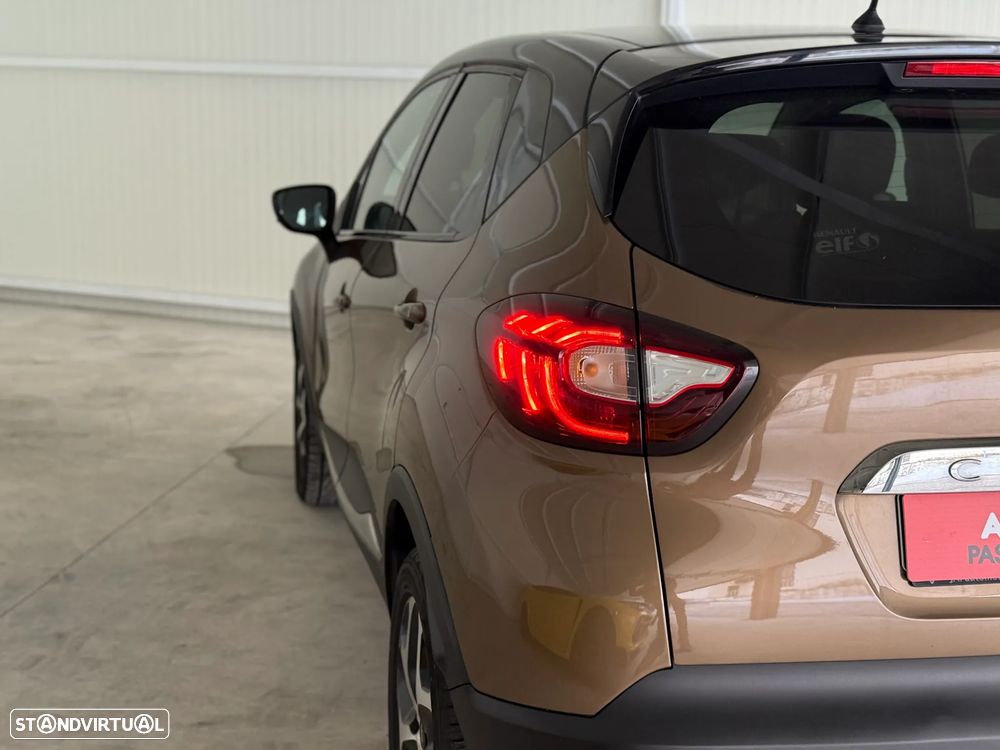 Renault Captur 0.9 TCE Exclusive - 18