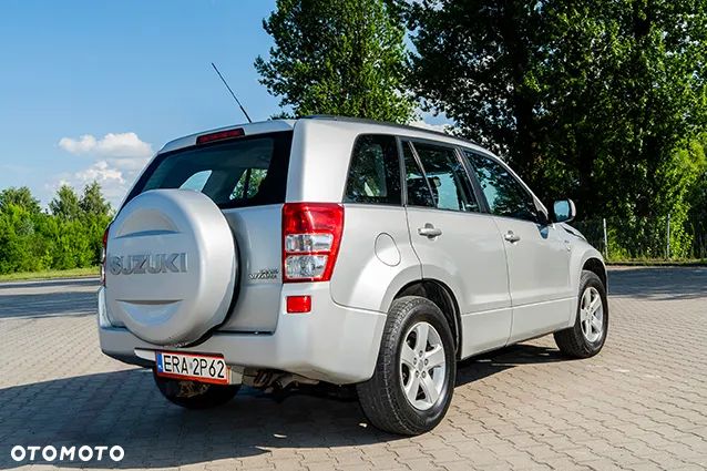 Suzuki Grand Vitara 1.9 DDiS - 5
