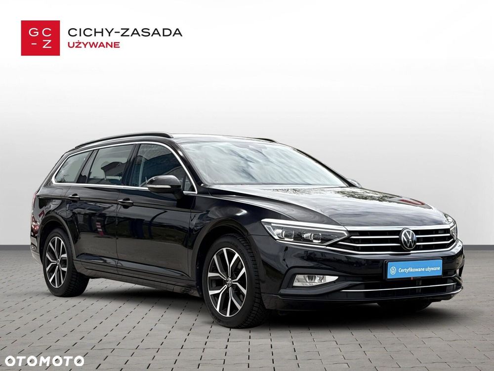 Volkswagen Passat - 8