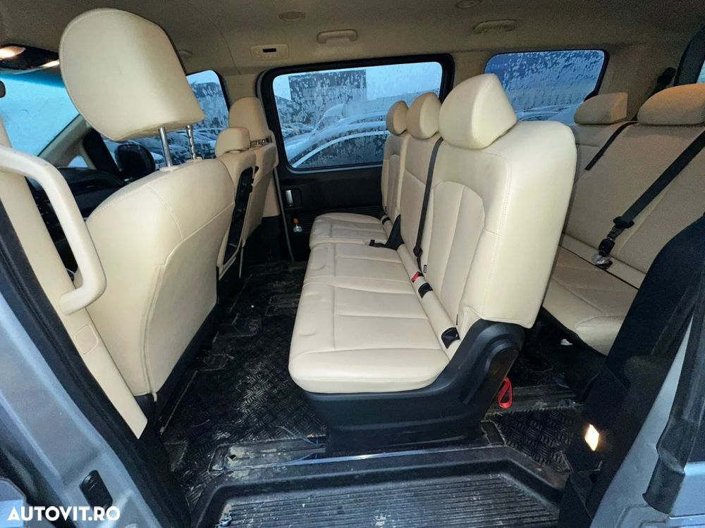 Hyundai Staria 2.2 CRDi Allrad Trend - 17