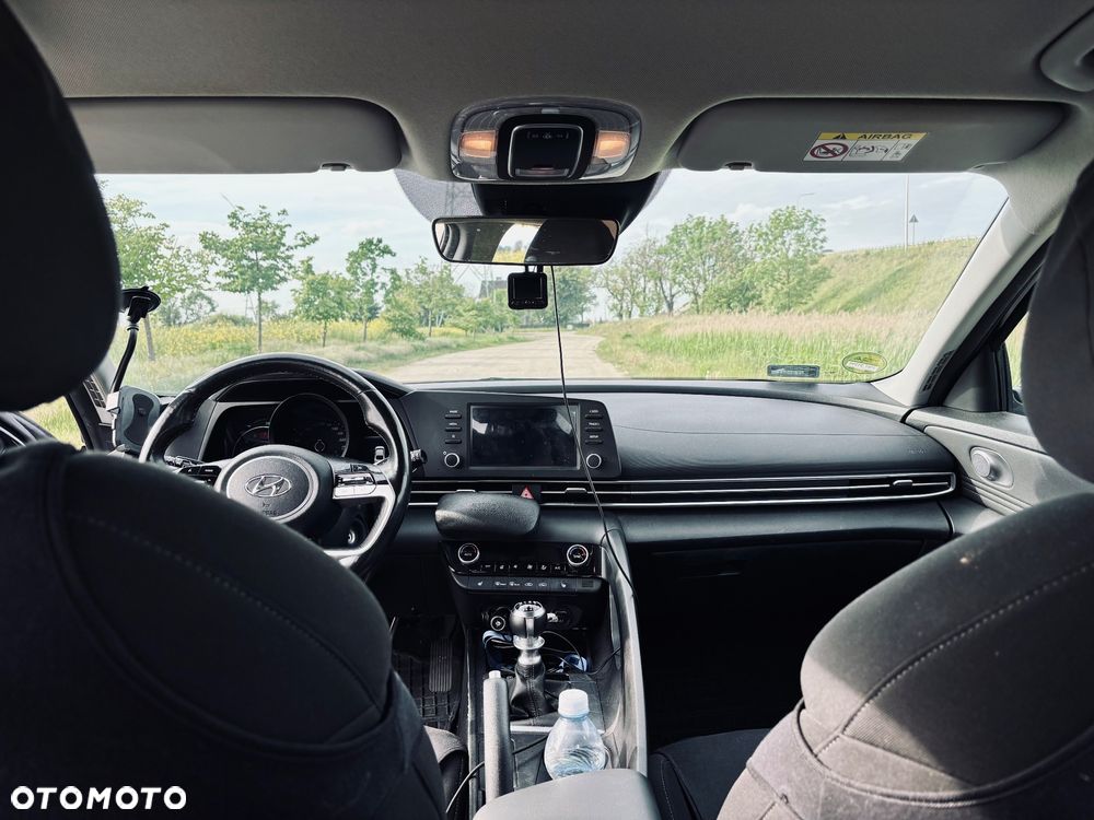 Hyundai Elantra 1.6 Smart - 13
