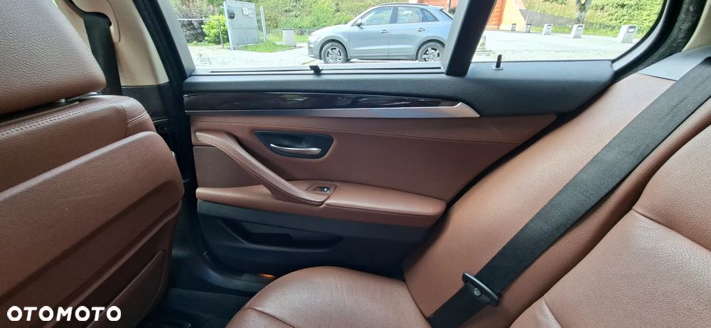 BMW Seria 5 530d - 15
