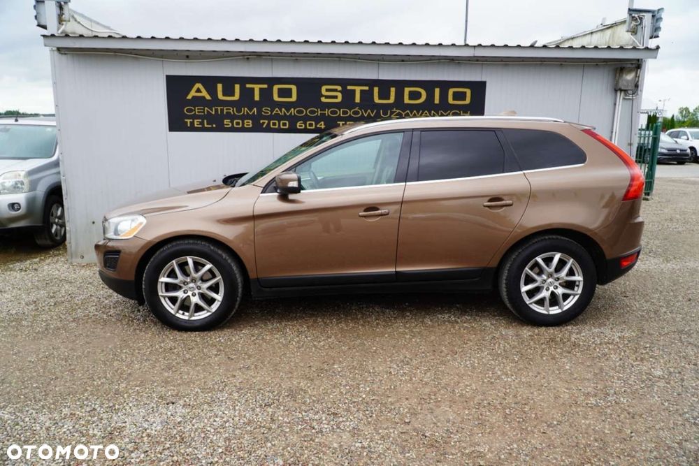 Volvo XC 60 - 30