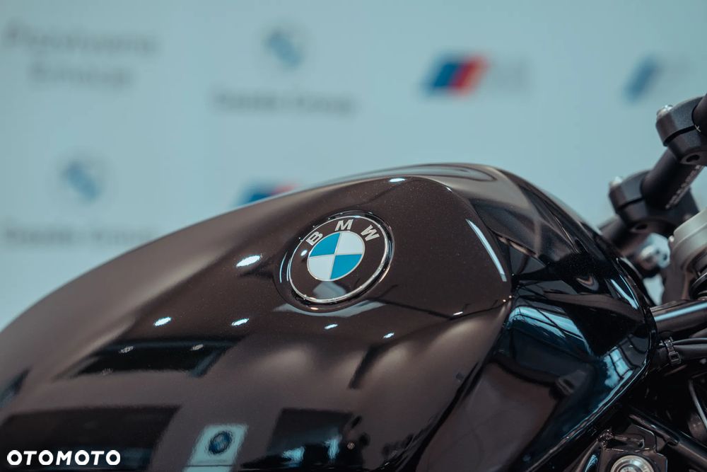 BMW R - 8