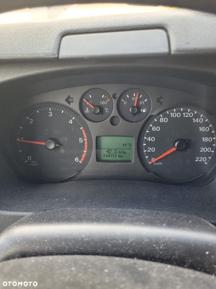 Ford Transit - 6