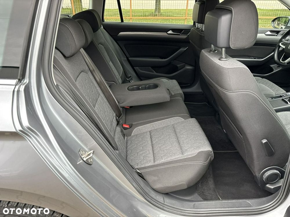 Volkswagen Passat 1.5 TSI EVO Business DSG - 24