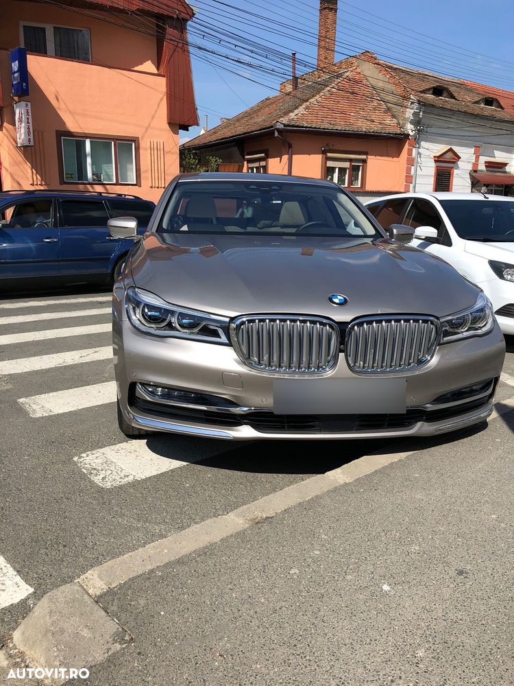 BMW Seria 7 740Li xDrive - 9