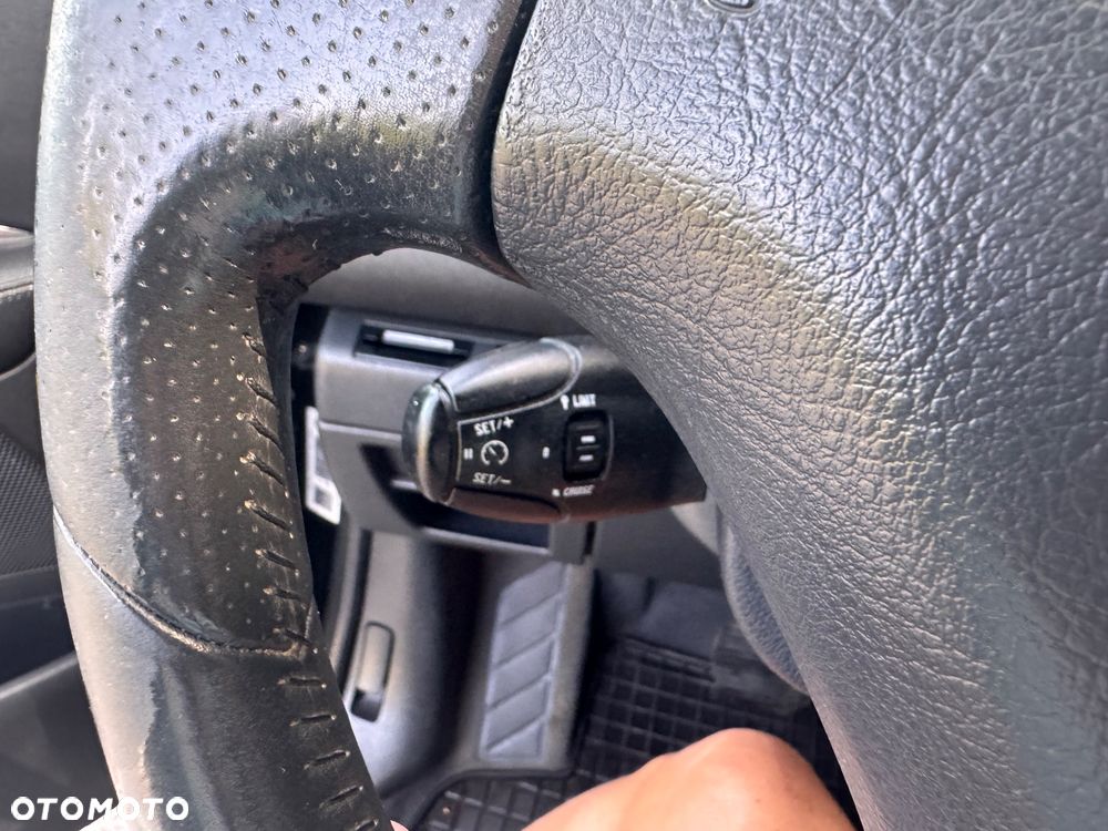 Peugeot 5008 2.0 HDi Allure 7os - 26