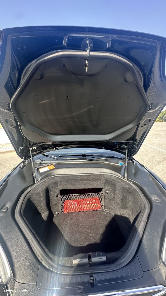 Tesla Model S 85 - 14