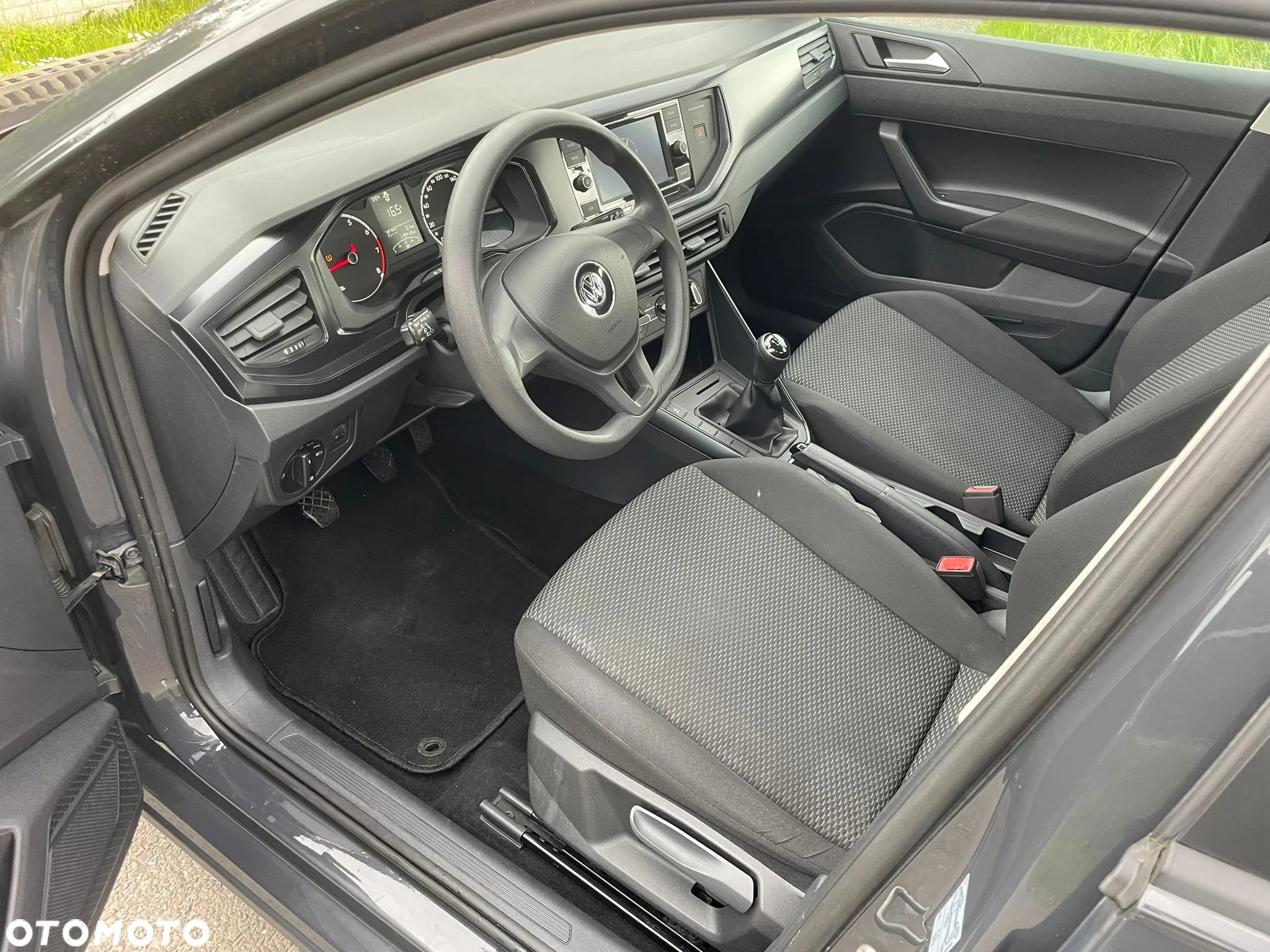 Volkswagen Polo 1.0 Comfortline - 9