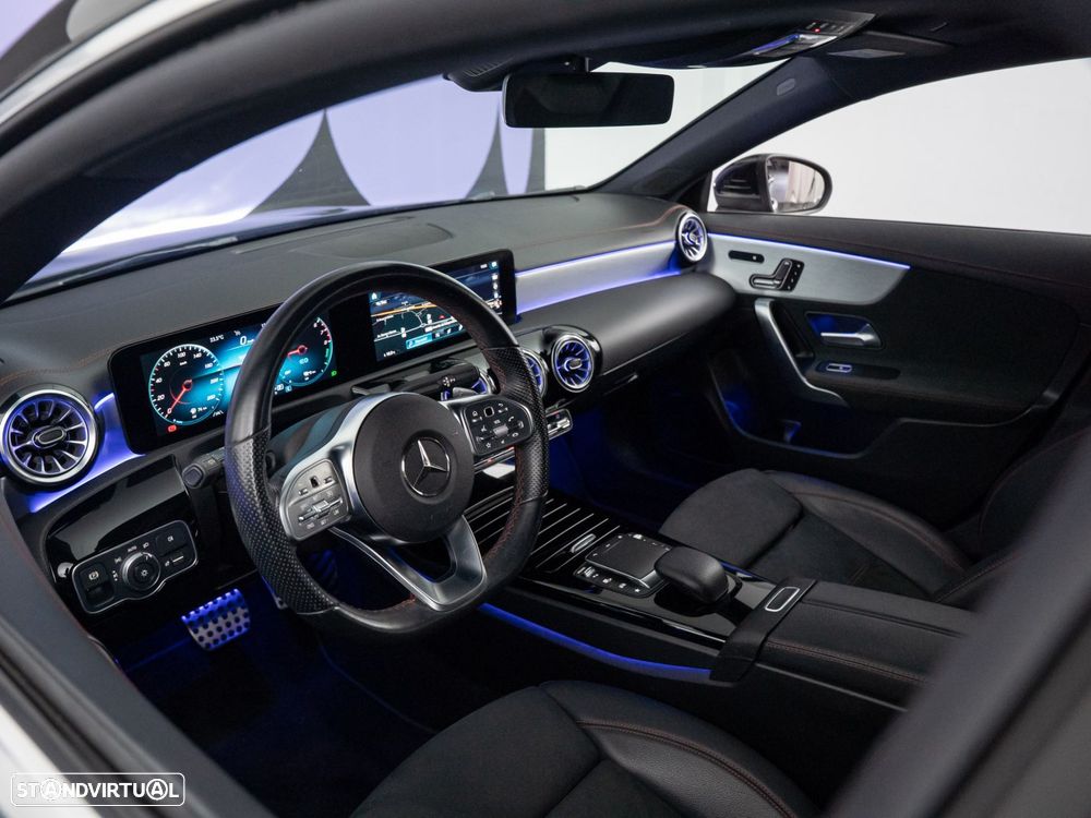 Mercedes-Benz CLA 250 e Shooting Brake AMG Line - 15