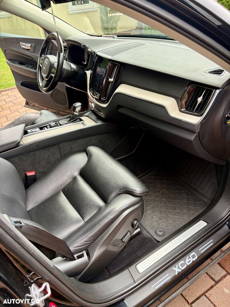 Volvo XC 60 D5 AWD Inscription - 9