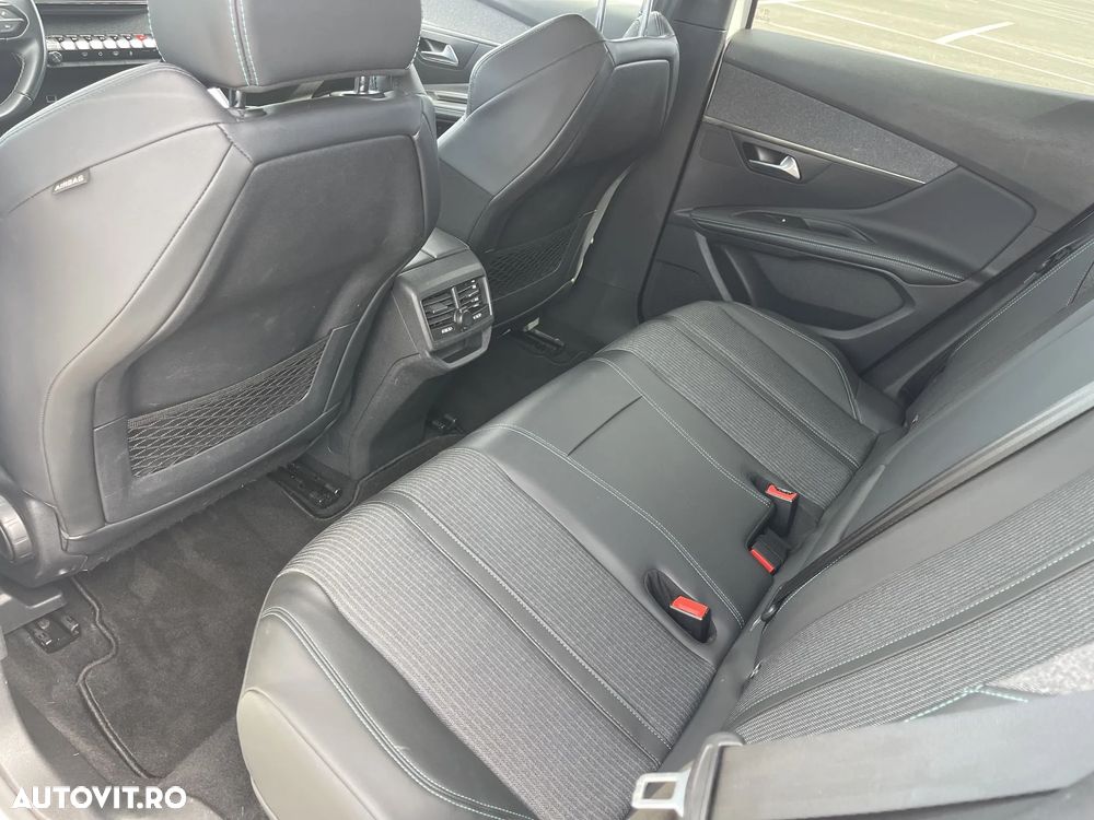 Peugeot 3008 225 e-EAT8 Allure Pack - 23