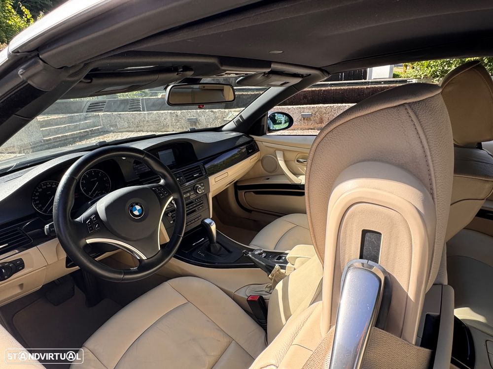 BMW 320 i Cabrio Auto - 10