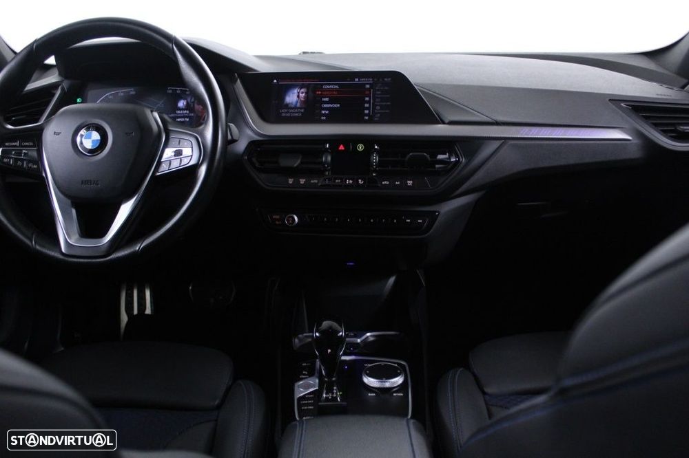 BMW 116 d Pack Desportivo M Auto - 17