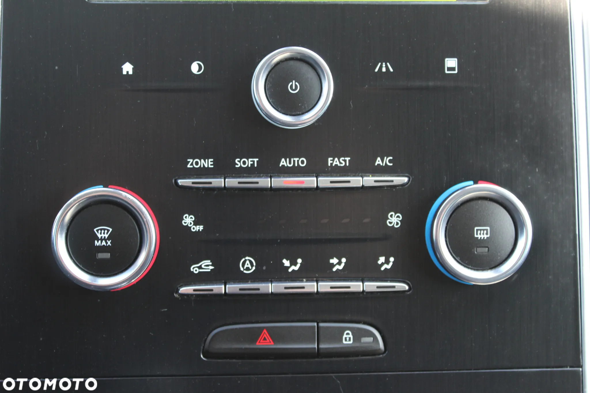 Renault Scenic BLUE dCi 120 LIMITED - 20