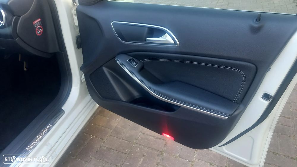 Mercedes-Benz A 180 CDI (BlueEFFICIENCY) Urban - 8