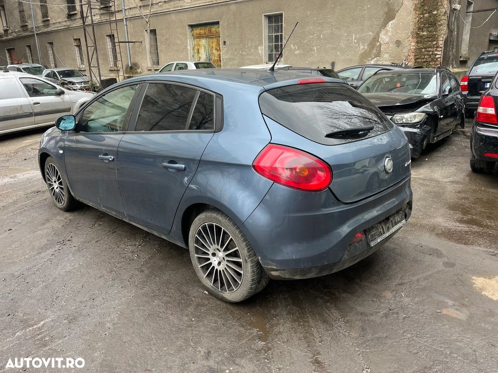 Dezmembrez Fiat Bravo 2 albastru 2009 1,4 benzina 88KW - 2