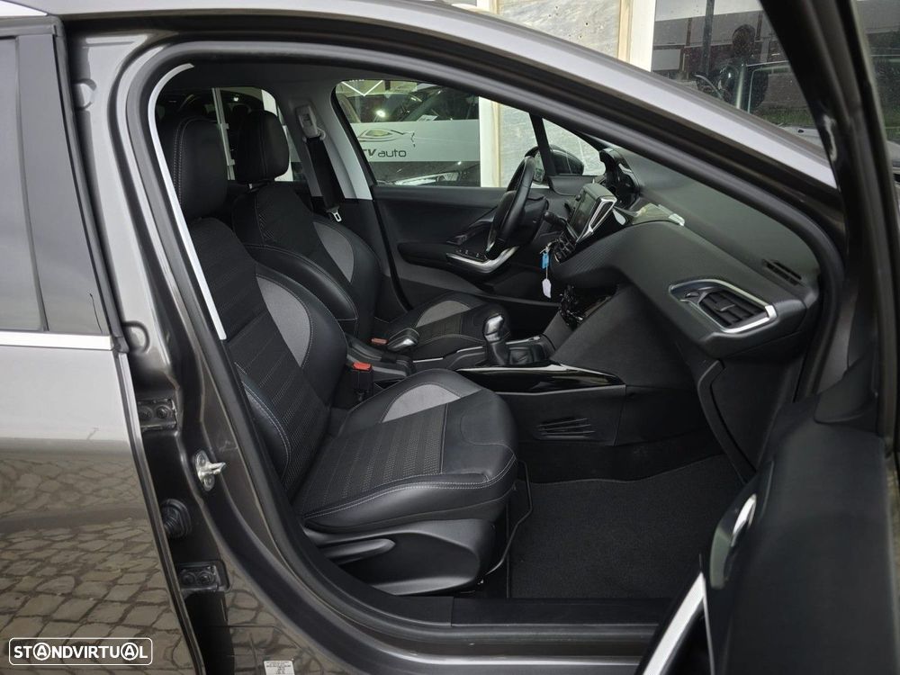 Peugeot 2008 1.6 BlueHDi Allure - 19