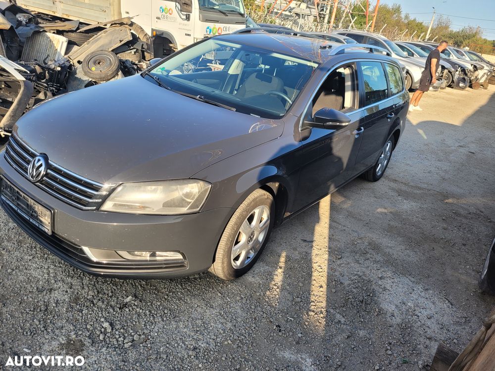 dezmembrez vw passat b7,2l diesel - 5