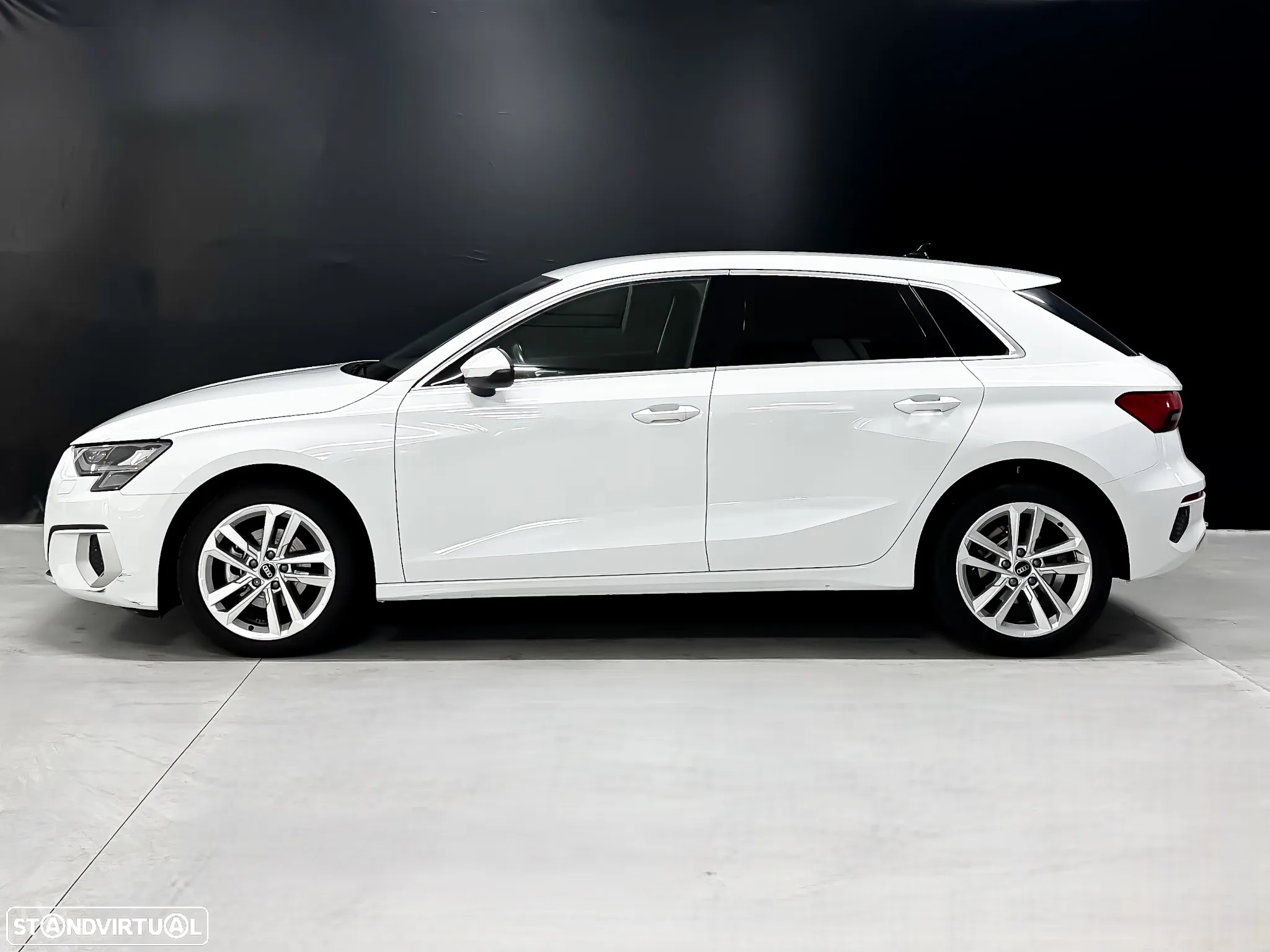Audi A3 Sportback 30 TFSI Advanced S tronic - 4