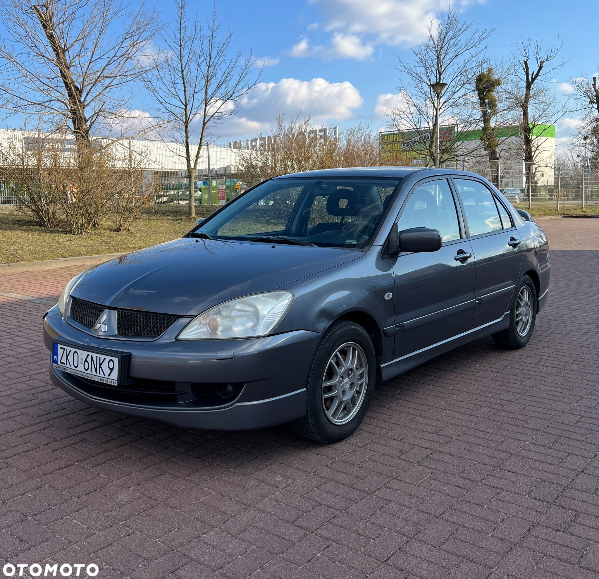 Mitsubishi Lancer 1.6 Invite - 1