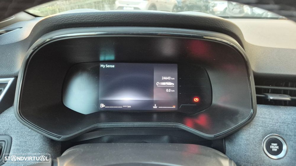 Renault Clio 1.0 TCe Techno Bi-Fuel - 13