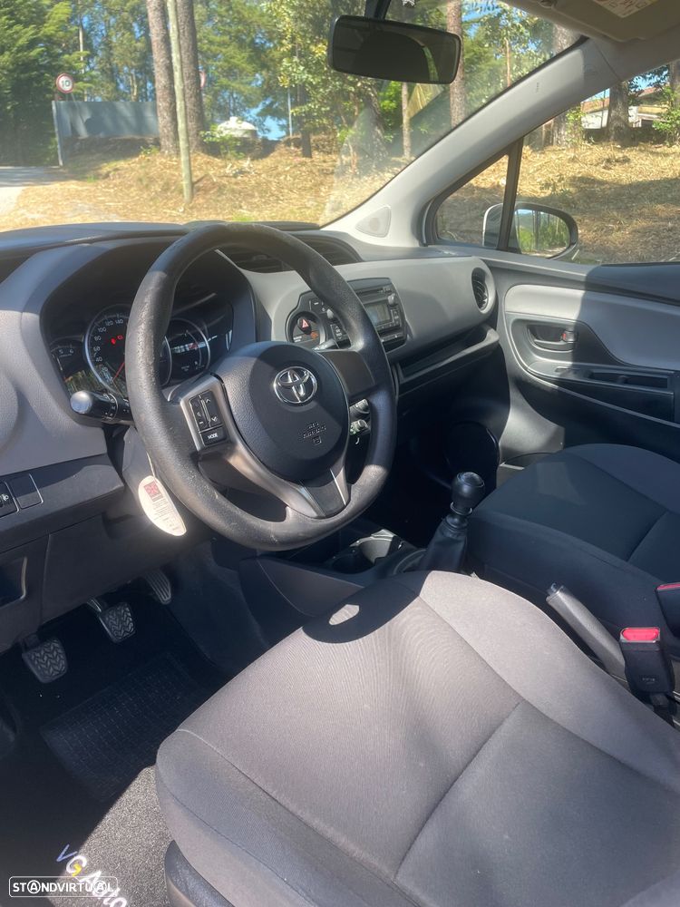 Toyota Yaris - 9