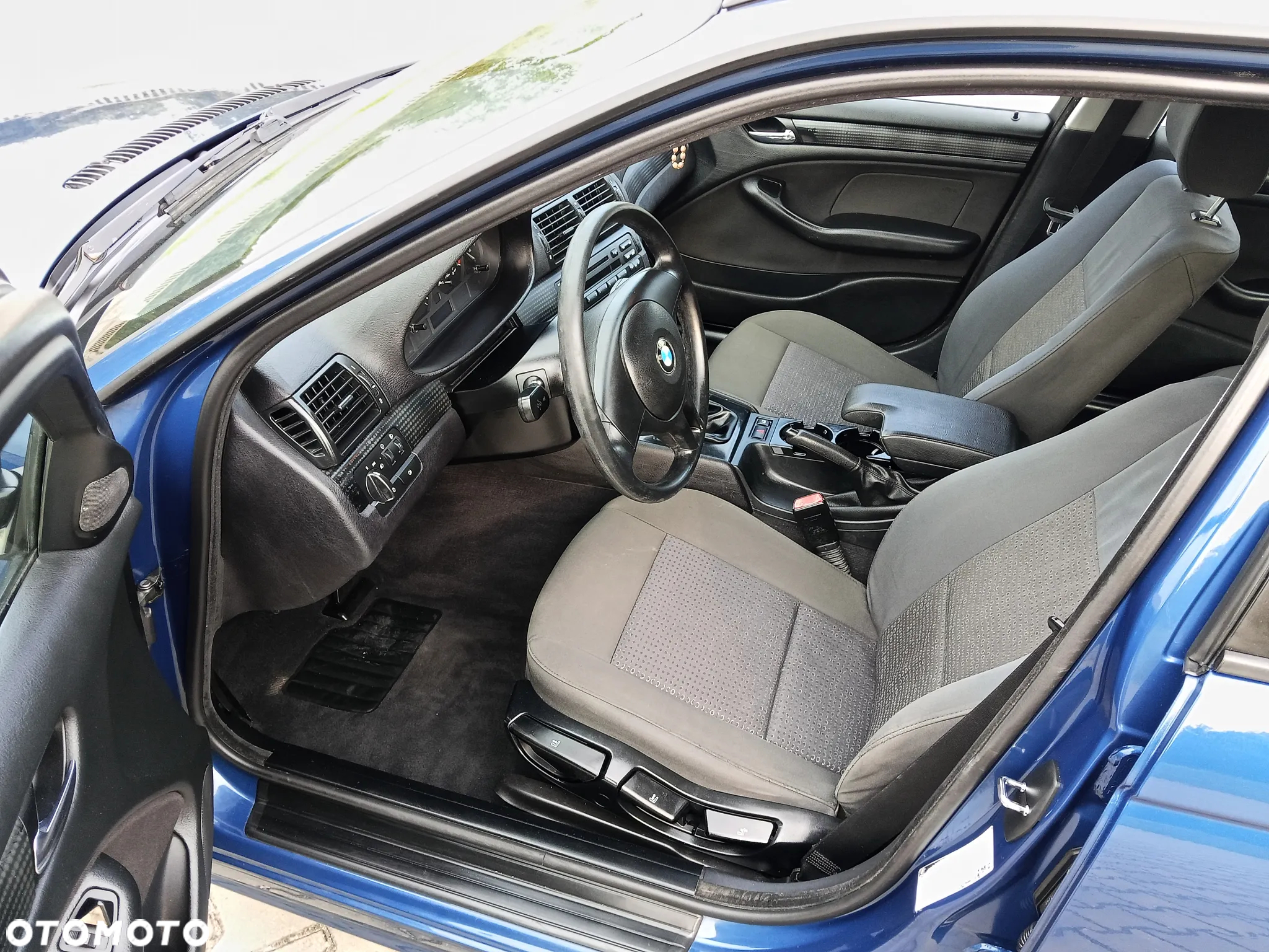 BMW Seria 3 318i Edition Sport - 26