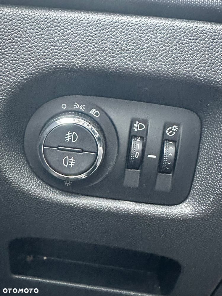 Opel Corsa 1.4 16V ecoFLEX Start-Stop Navi - 10