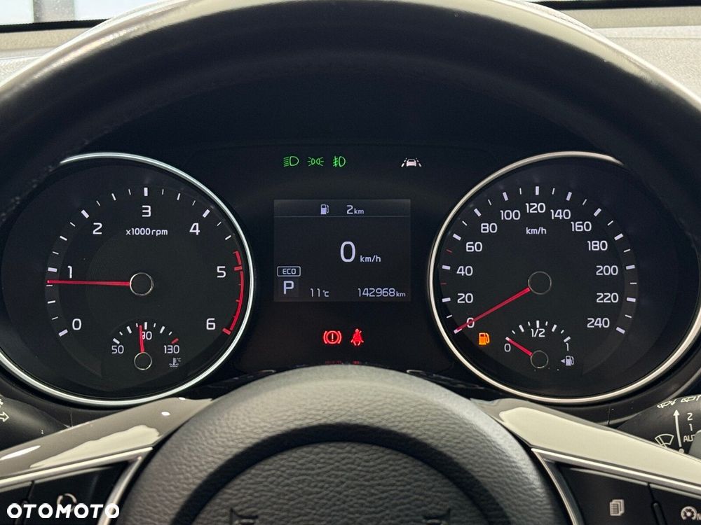 Kia Ceed - 16