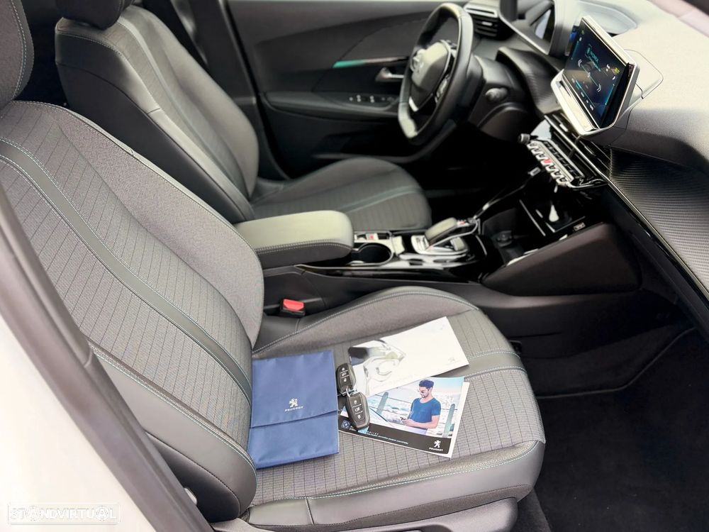 Peugeot e-2008 50 kWh Allure Pack - 11
