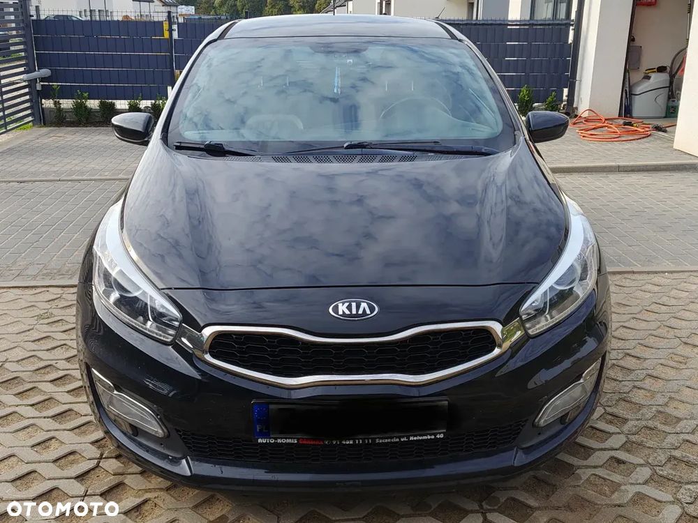Kia Ceed - 1