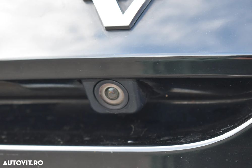 Volvo V40 D2 - 19