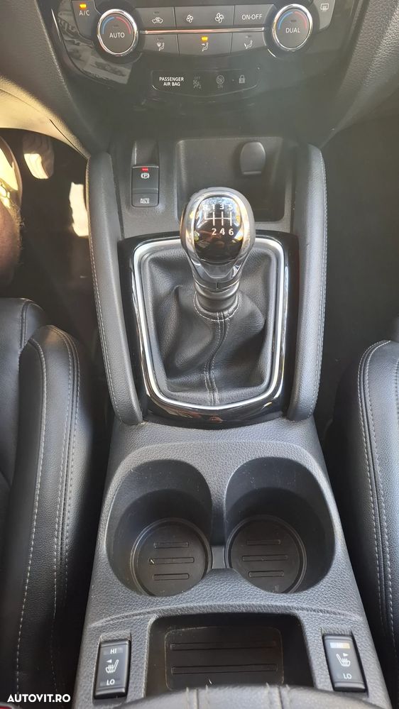Nissan Qashqai 1.5 DCI TEKNA - 12