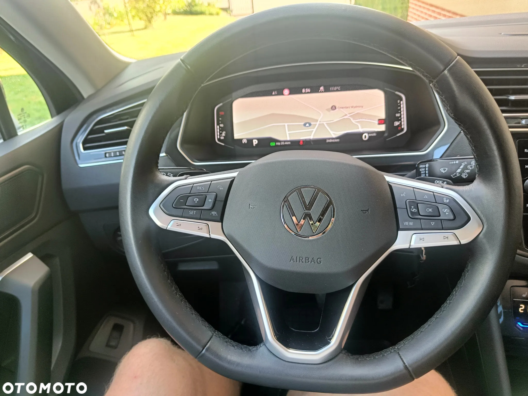 Volkswagen Tiguan 2.0 TDI SCR 4MOTION DSG Elegance - 12