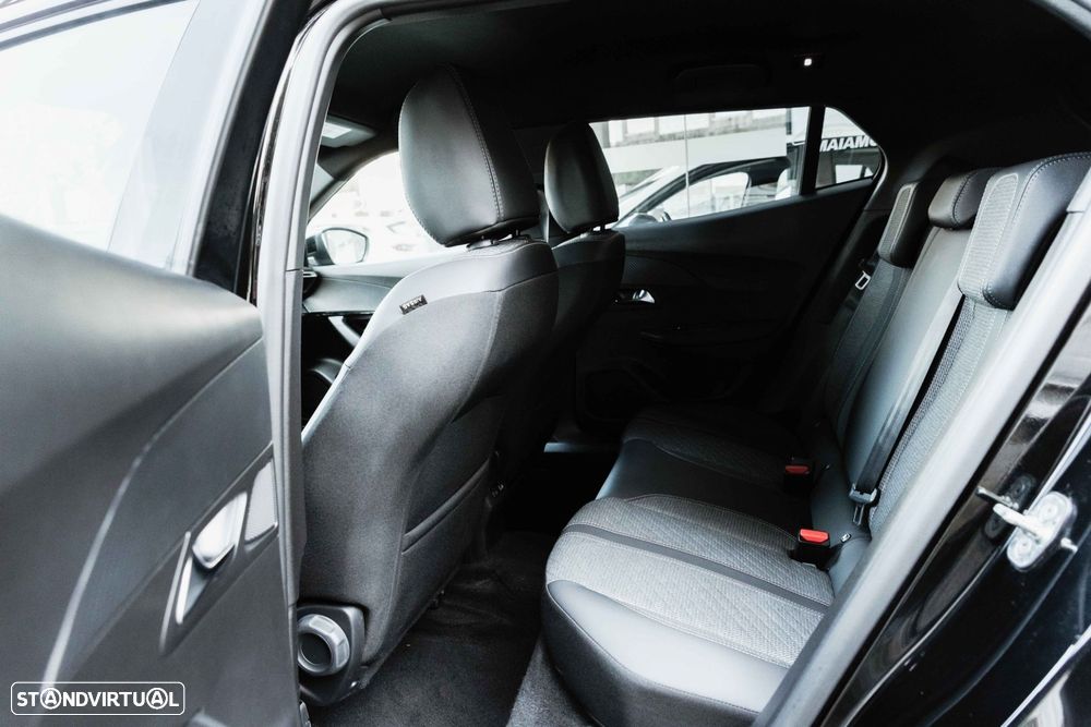 Peugeot e-2008 50 kWh Allure - 16
