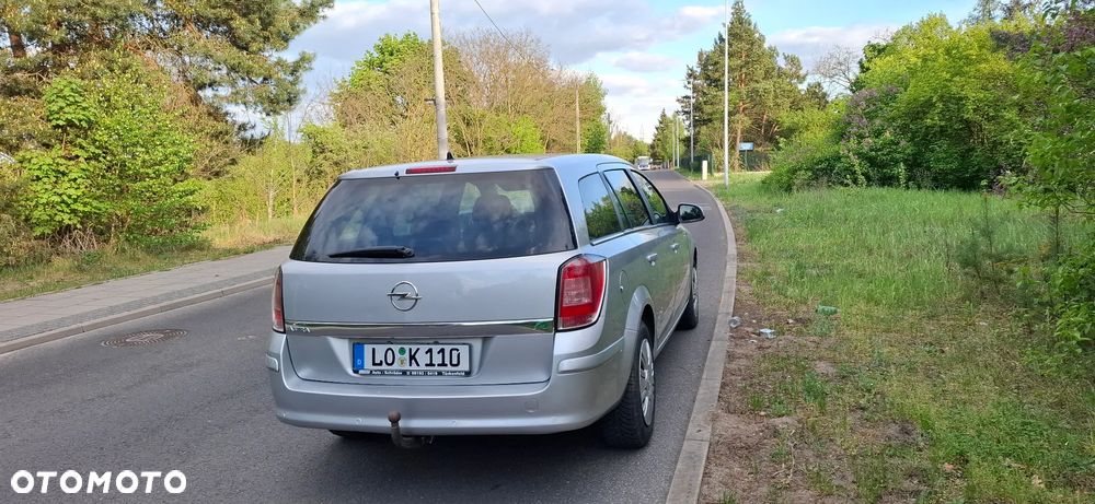 Opel Astra 1.8 Edition 111 Jahre - 4