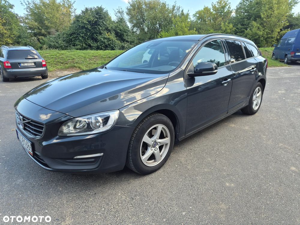 Volvo V60 D2 Geartronic Summum - 2