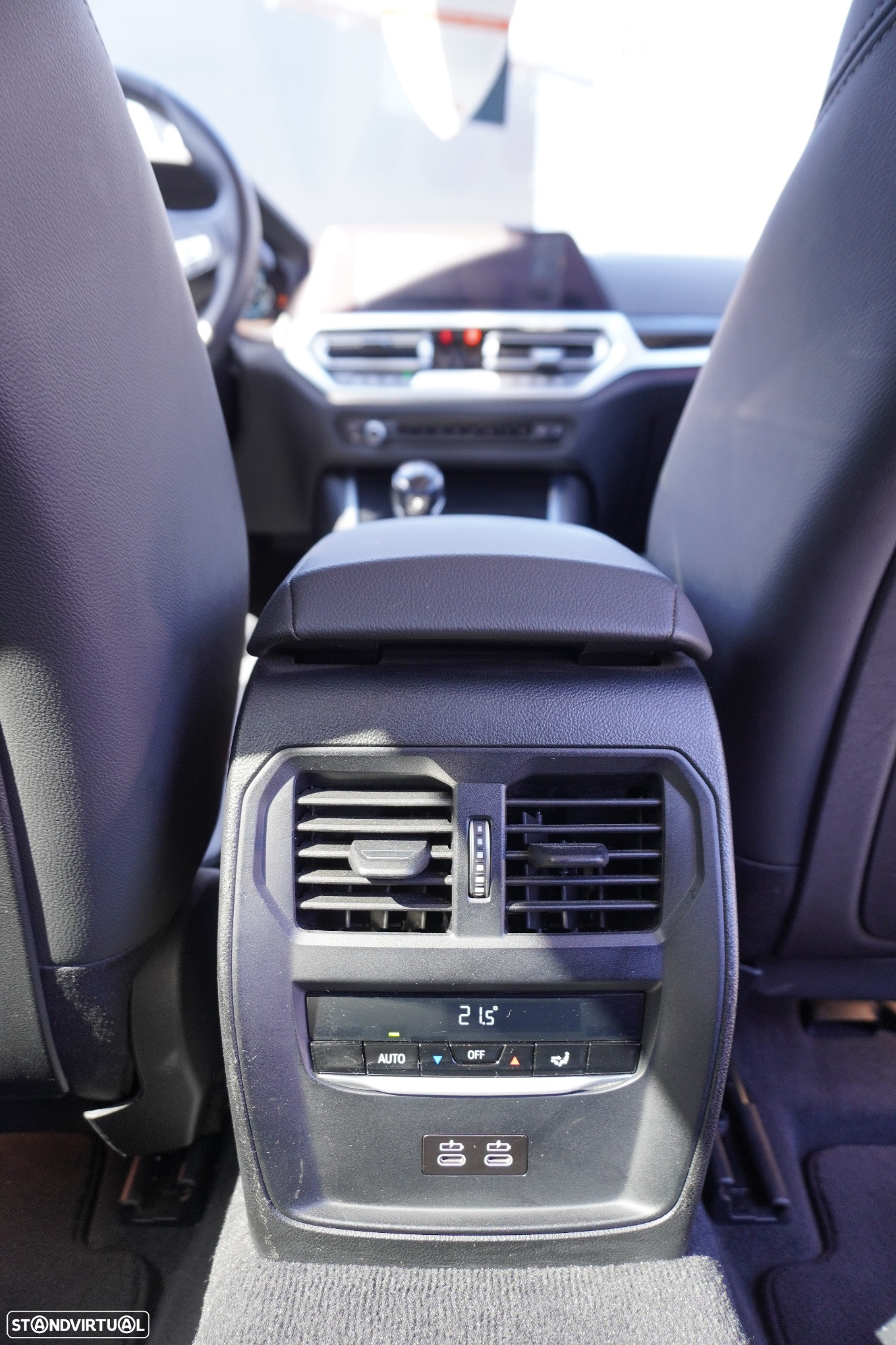 BMW 330 e Touring Line Sport Auto - 26