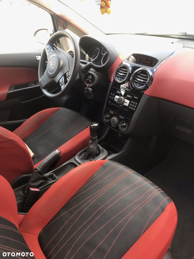 Opel Corsa 1.2 16V - 4