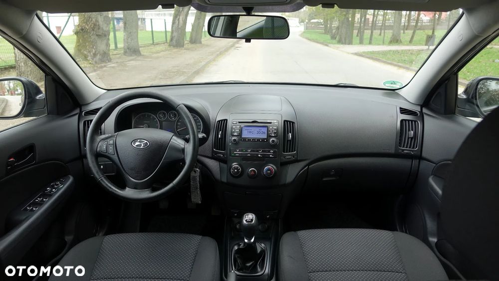 Hyundai i30 i30cw 1.4 UEFA EURO 2012 Edition - 12