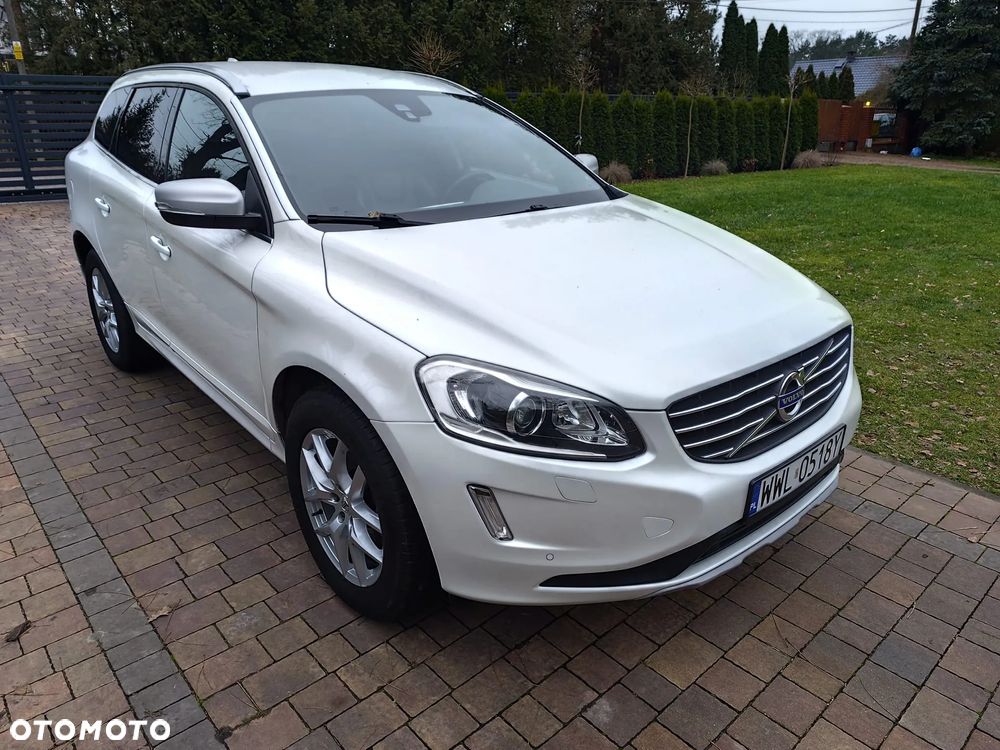 Volvo XC 60 D4 AWD Geartronic Momentum - 3