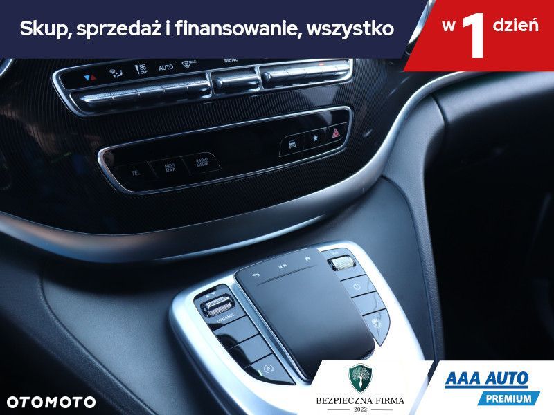 Mercedes-Benz Klasa V - 19