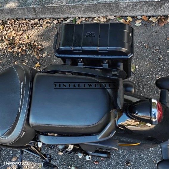 Royal Enfield Meteor 350 Fireball Yellow - 10